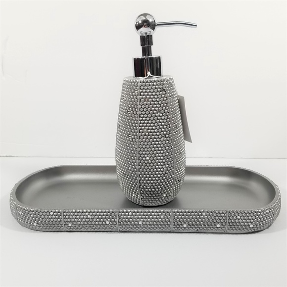 Caro Bathroom Soap Dispenser and Tray Silver NWT - Picture 2 of 7